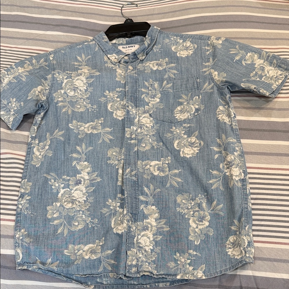 Old Navy Light Blue Floral Button-Down Shirt